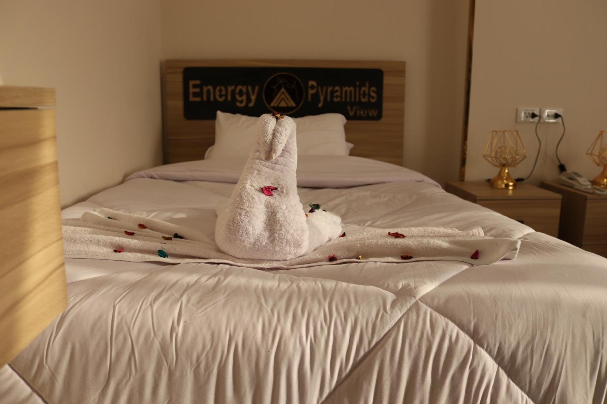 Energy Pyramids View Hostel Kafret el-Gabal Exterior photo