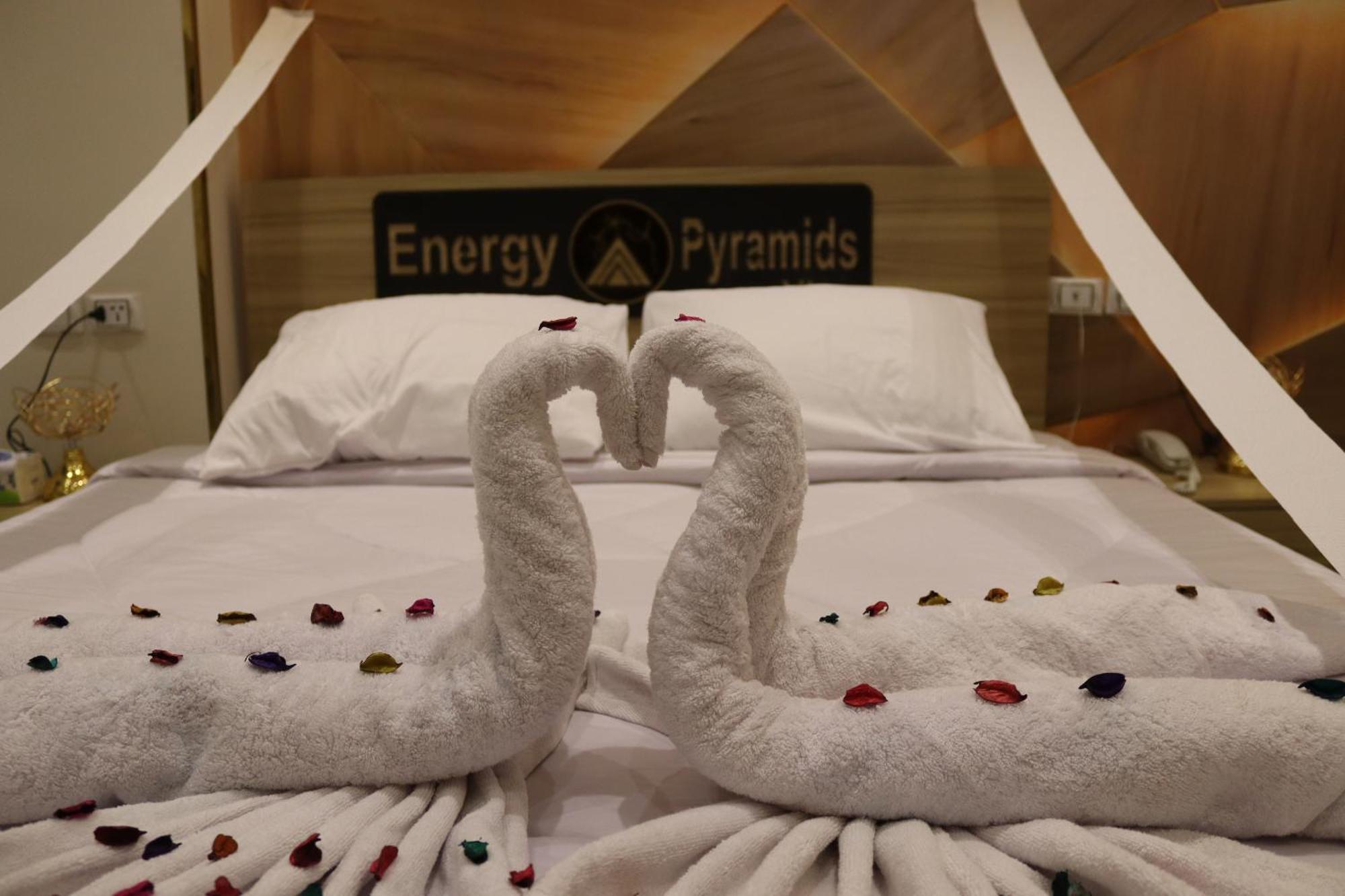 Energy Pyramids View Hostel Kafret el-Gabal Exterior photo