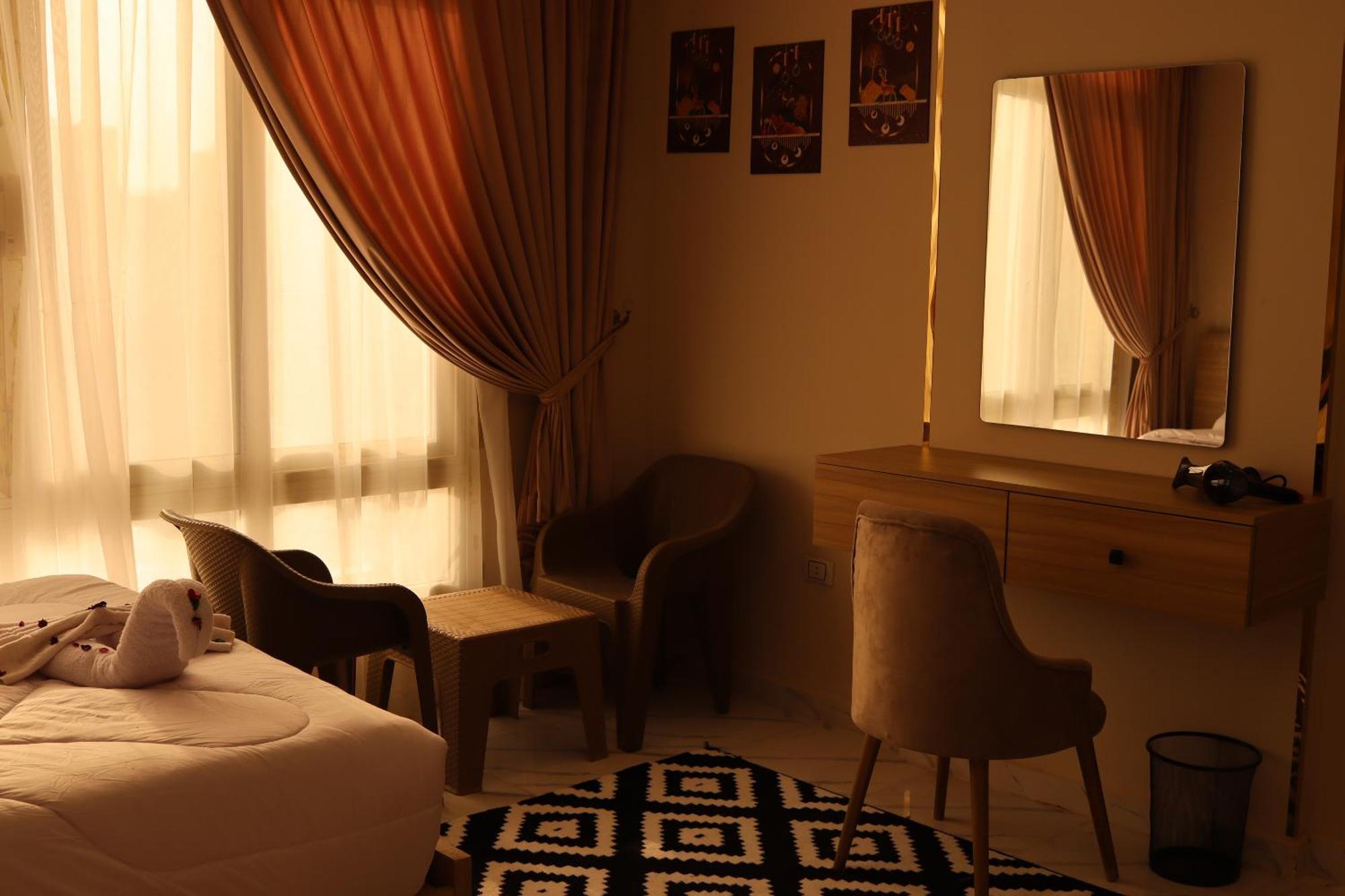 Energy Pyramids View Hostel Kafret el-Gabal Exterior photo
