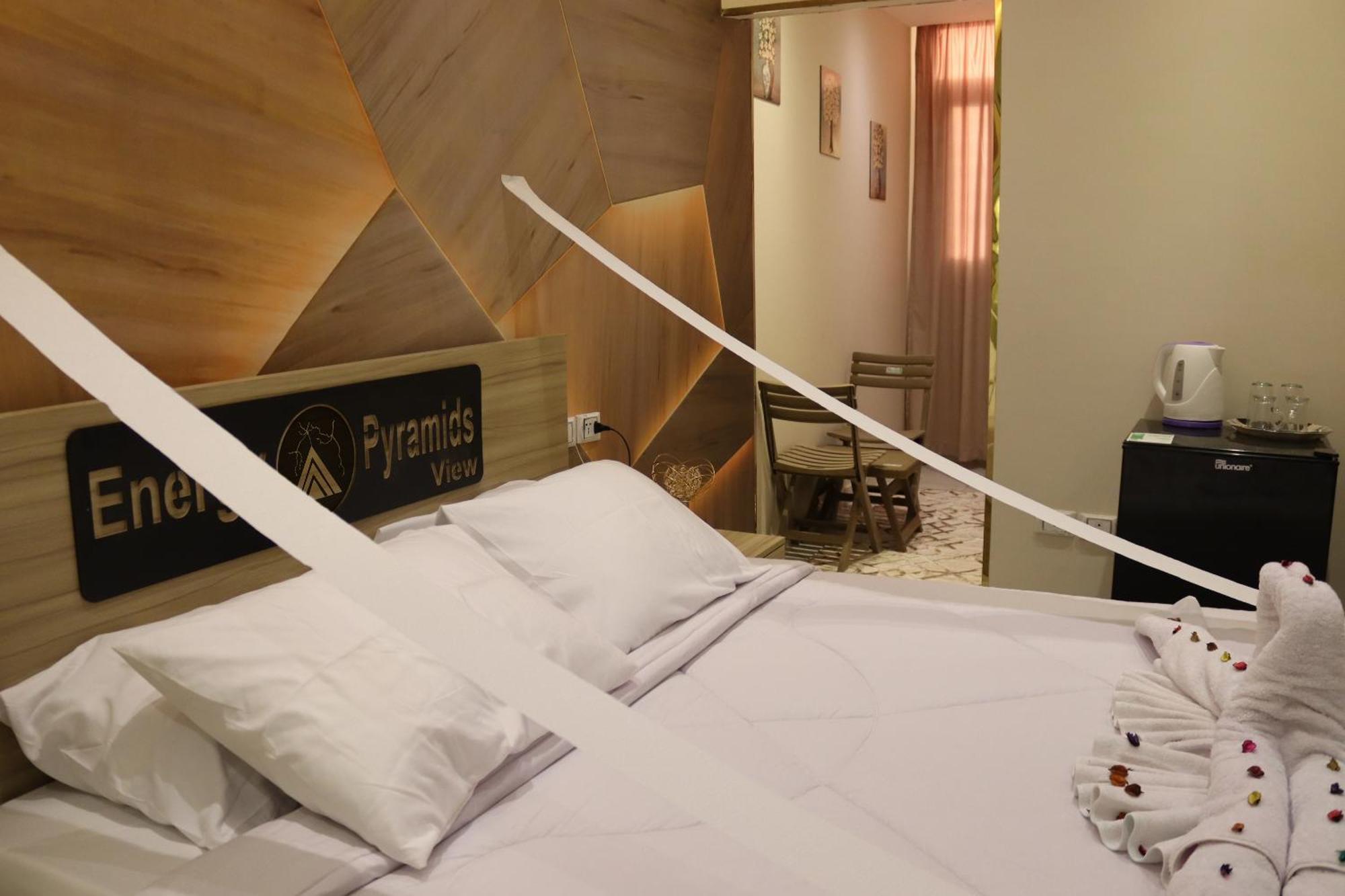 Energy Pyramids View Hostel Kafret el-Gabal Exterior photo